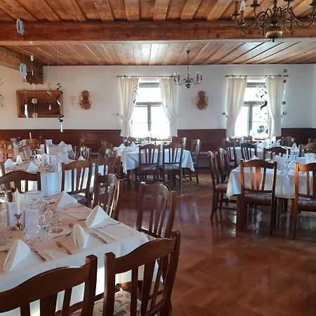 Hôtel Landgasthof Bock à Gauting Extérieur photo