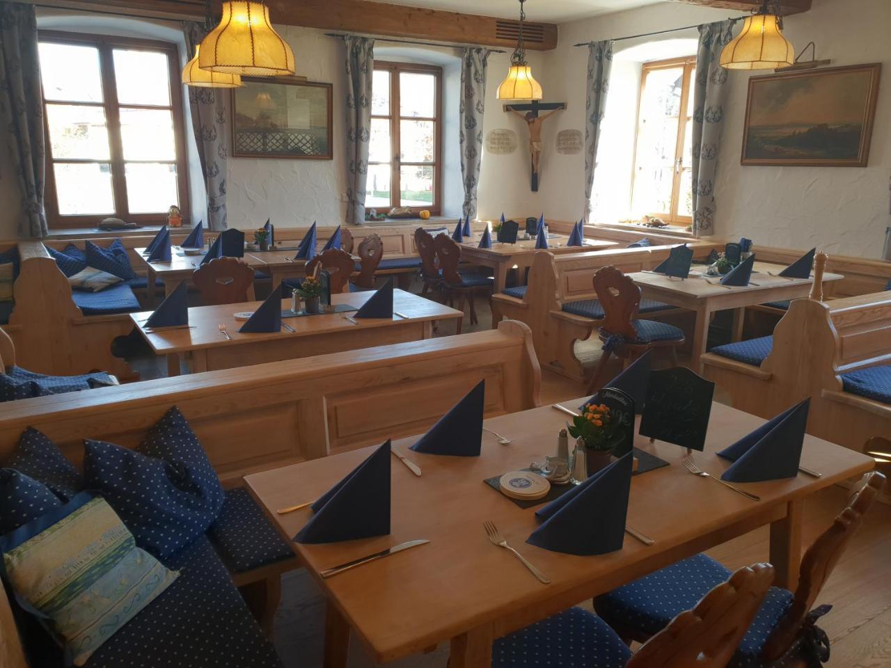 Hôtel Landgasthof Bock à Gauting Extérieur photo