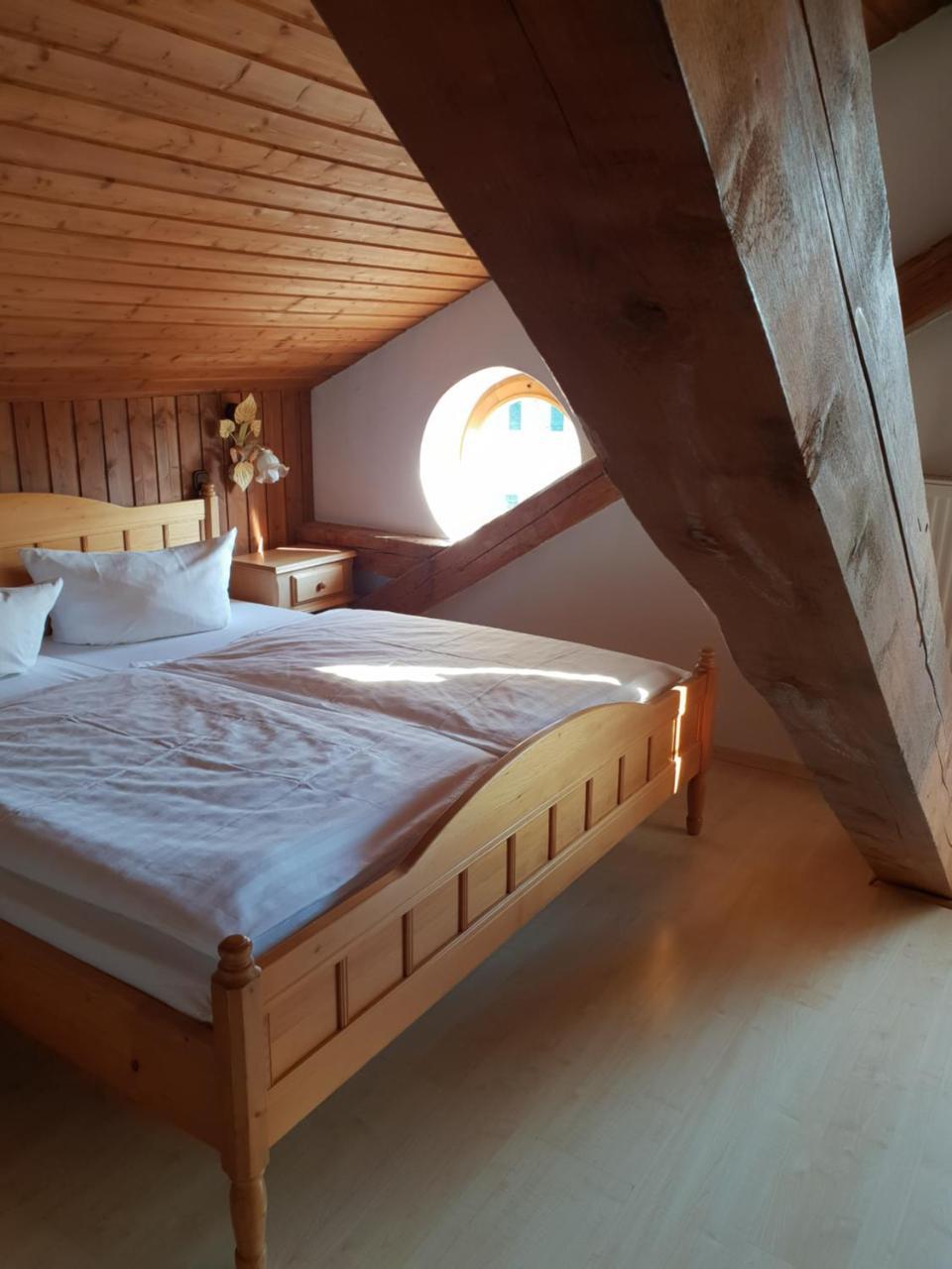 Hôtel Landgasthof Bock à Gauting Extérieur photo